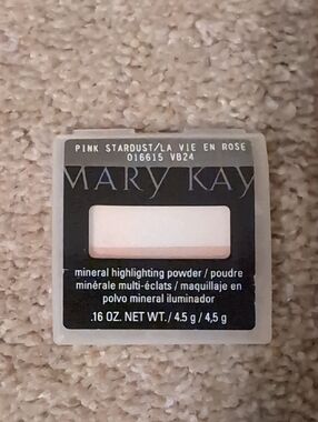 Mary Kay Mineral Highlighting Powder - Soft Pink Pearl